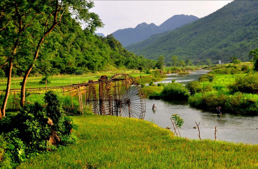 Trekking in Mai Chau & Pu Luong Nature Reserve 5 Days 4 Nights