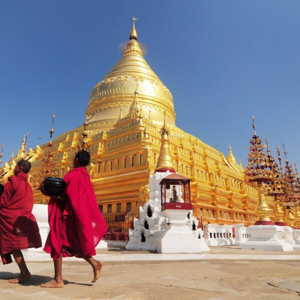 Essential Myanmar Tour 8 Days