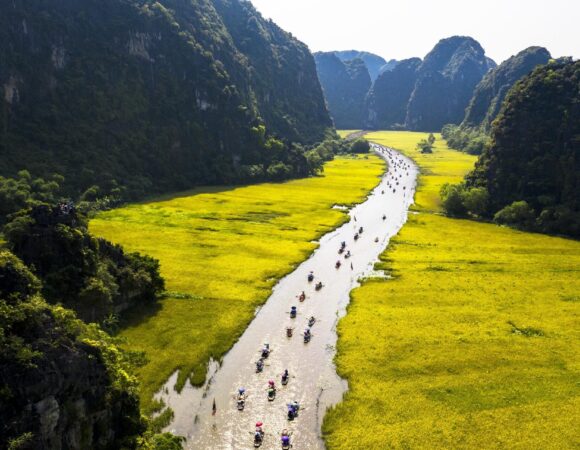 Unveiling Natural Wonders At A Day Trip To Ninh Binh